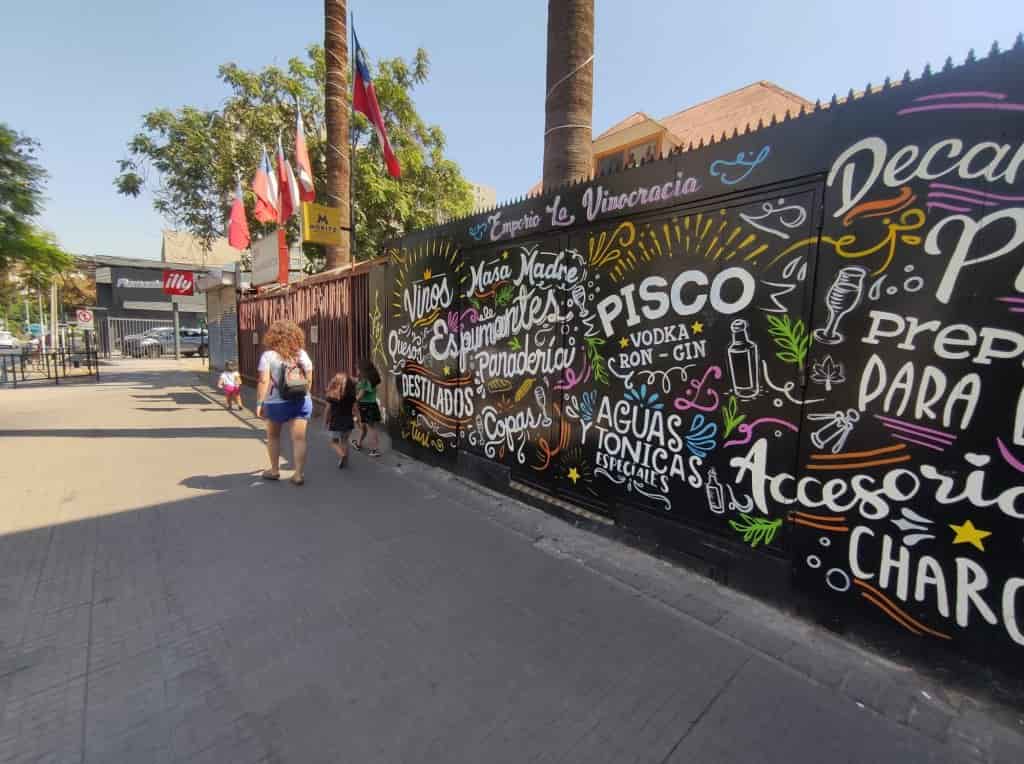 Barrio Gastronómico Plaza Ñuñoa: Tradición, sabor y vida comunitaria